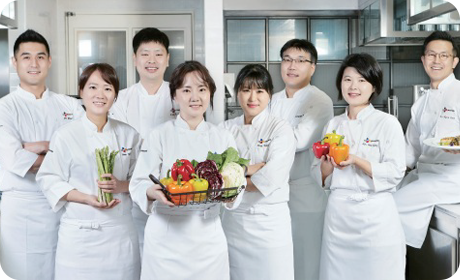 Experts in each field such as professional nutritionists and hygienists provide customized consulting for customers
